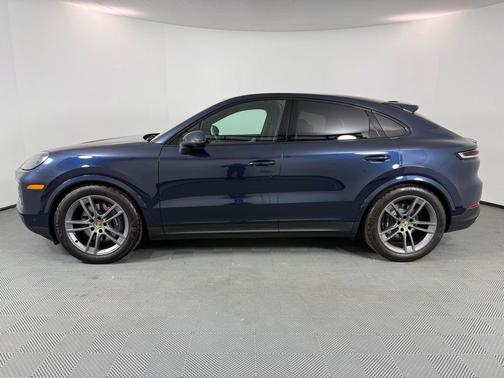 2024 Porsche Cayenne AWD