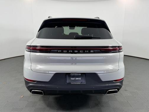 2026 Porsche Cayenne Base