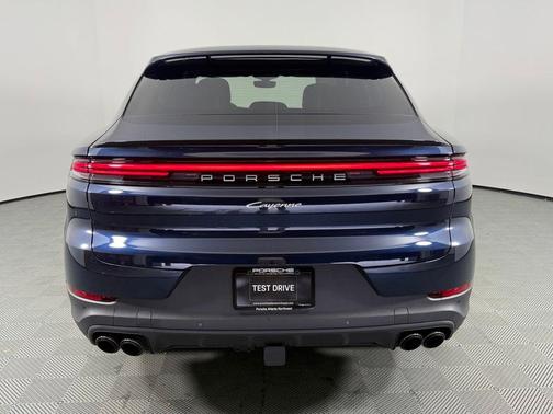 2024 Porsche Cayenne AWD