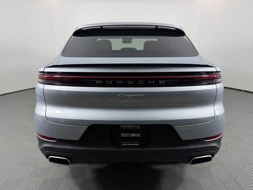 2026 Porsche Cayenne AWD