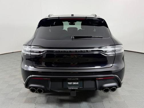 Jet Black 2026 Porsche Macan GTS