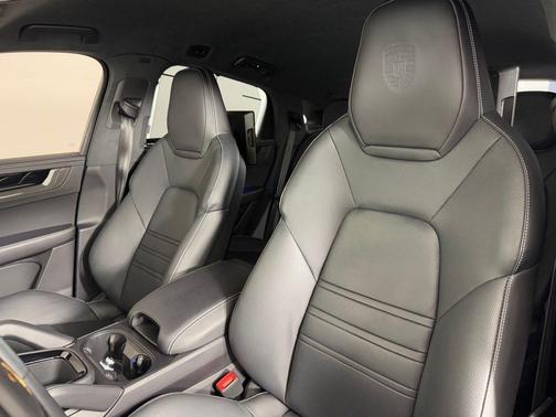 2024 Porsche Cayenne Turbo GT