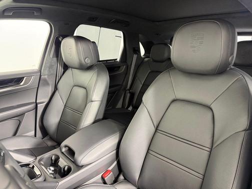 2026 Porsche Cayenne Turbo