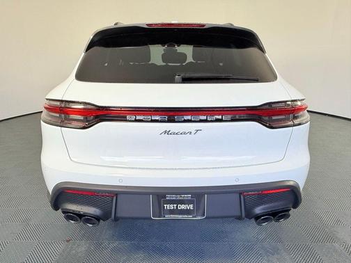 2025 Porsche Macan T