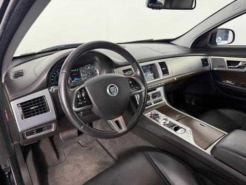 2013 Jaguar XF SC