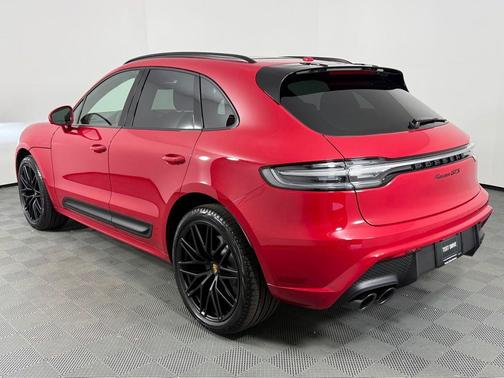 2026 Porsche Macan GTS