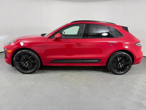 2026 Porsche Macan GTS