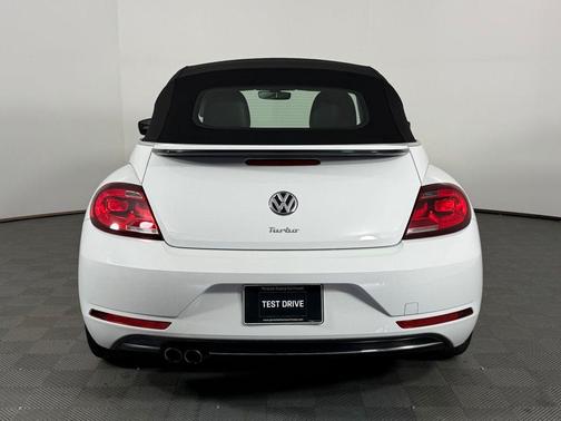 2019 Volkswagen Beetle 2.0T SE