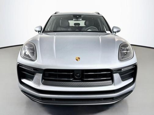 Dolomite Gray 2026 Porsche Macan Base