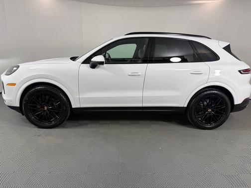 2026 Porsche Cayenne Base