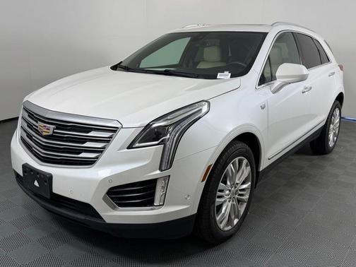 Crystal White Tri-Coat 2017 Cadillac XT5 Premium Luxury