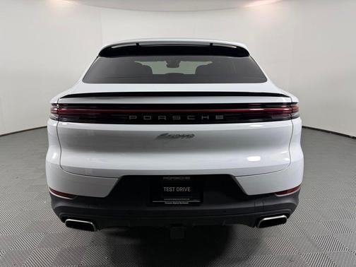 2026 Porsche Cayenne Base