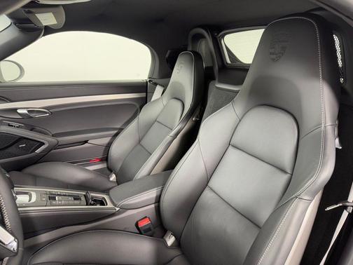 2025 Porsche 718 Boxster GTS 4.0