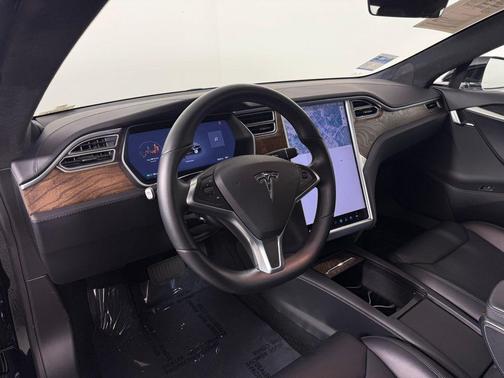 2018 Tesla Model S 75D