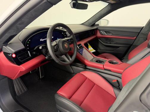 2026 Porsche Taycan GTS