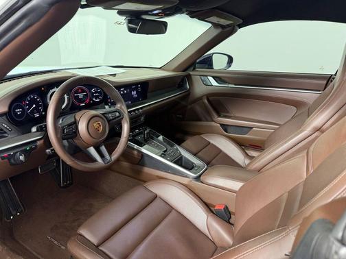 2022 Porsche 911 Carrera S