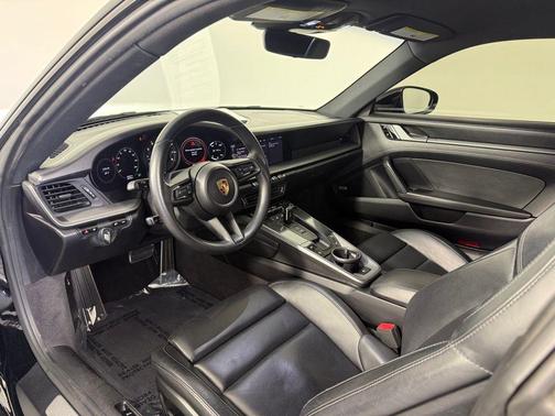 2020 Porsche 911 Carrera 4S