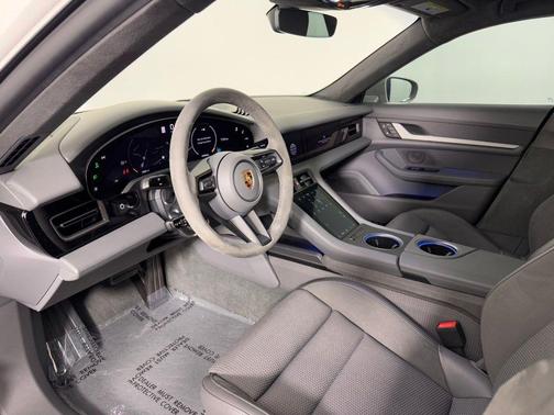 2024 Porsche Taycan 4S