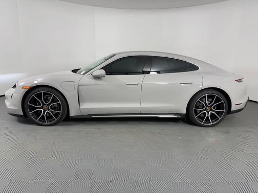 2024 Porsche Taycan 4S