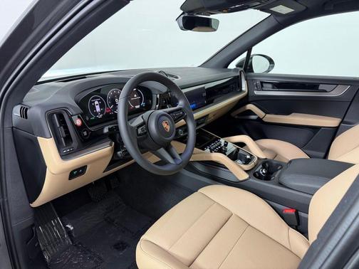 2026 Porsche Cayenne AWD