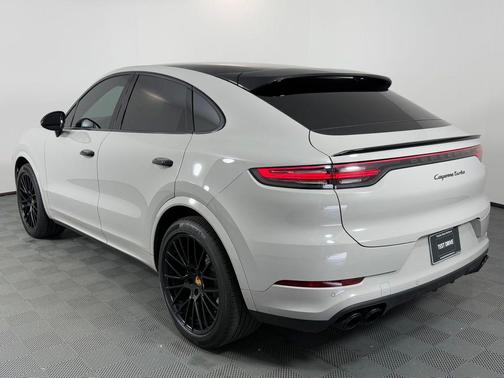 2022 Porsche Cayenne Turbo Coupe AWD