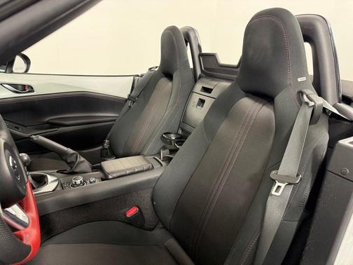 2016 Mazda MX-5 Miata Club