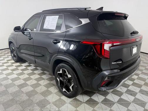 2024 Kia Seltos EX