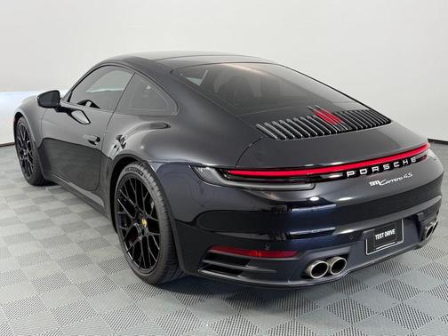 2024 Porsche 911 Carrera 4S