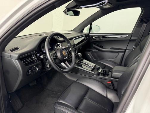 White 2023 Porsche Macan S
