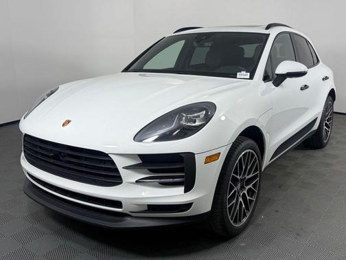2020 Porsche Macan Base