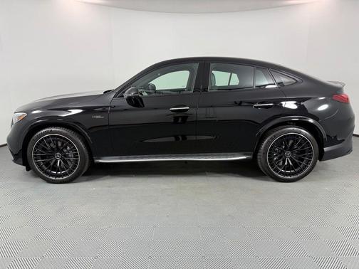 2026 Mercedes-Benz AMG GLC 43 Base
