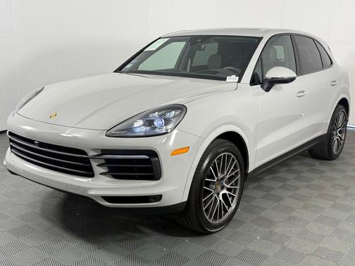 2023 Porsche Cayenne S Platinum Edition