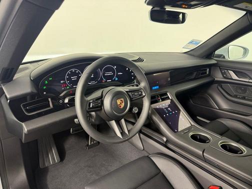 2025 Porsche Taycan Base