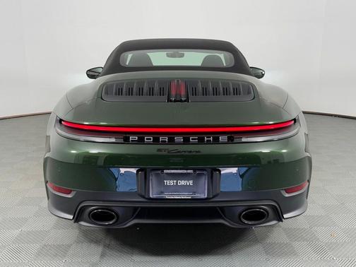 2026 Porsche 911 Carrera