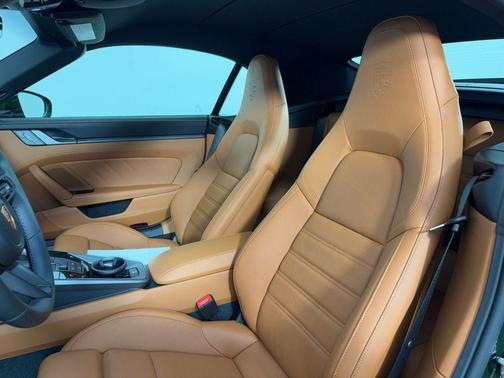 2026 Porsche 911 Carrera