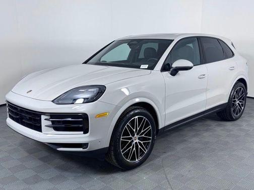 Chalk 2026 Porsche Cayenne Base