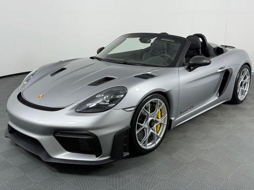 2025 Porsche 718 Spyder RS