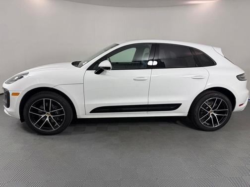White 2025 Porsche Macan Base