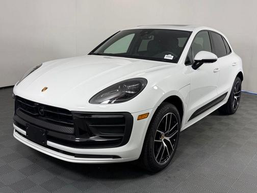 White 2025 Porsche Macan Base