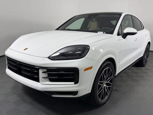 White 2024 Porsche Cayenne AWD
