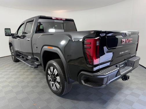 2024 GMC Sierra 2500 Denali