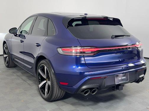 2025 Porsche Macan GTS