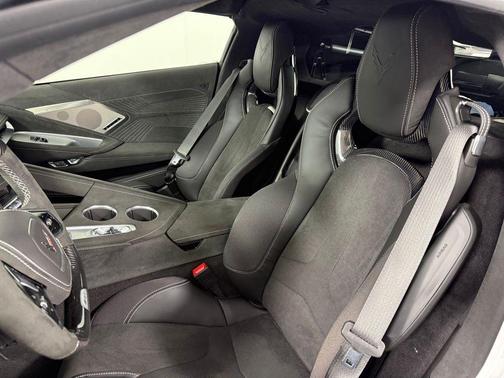 Arctic White 2026 Chevrolet Corvette ZR1