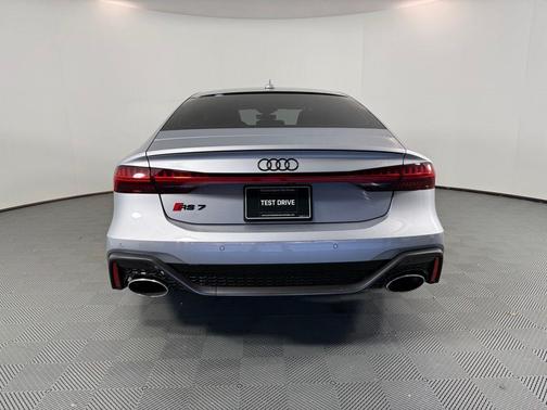 2025 Audi RS 7 4.0T quattro Performance