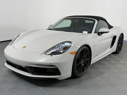 2025 Porsche 718 Boxster GTS 4.0
