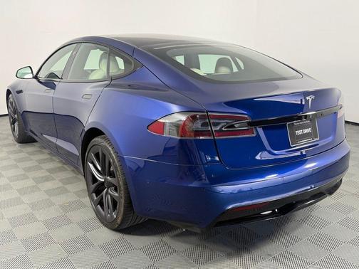 2021 Tesla Model S Long Range