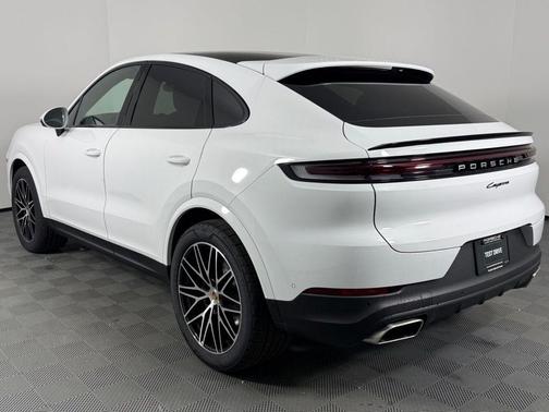 2026 Porsche Cayenne AWD