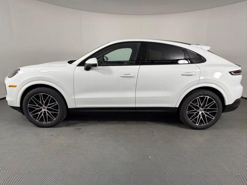 2026 Porsche Cayenne AWD