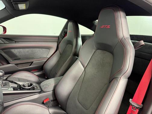2024 Porsche 911 Carrera GTS