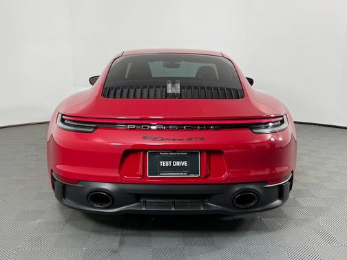 2024 Porsche 911 Carrera GTS